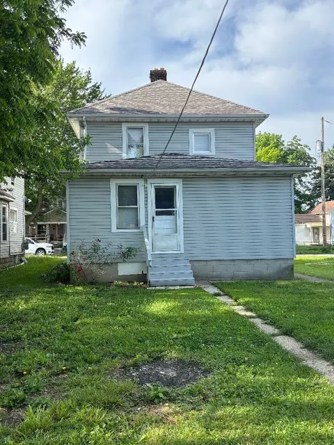 Exterior - 138 W Mark St, Marion, OH 43302 photo 3 of 5