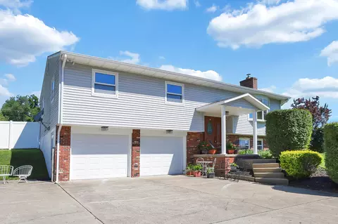 3023 Valley View Rd NE, Lancaster, OH 43130