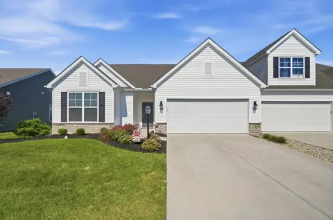 405 Halton Dr, Pataskala, OH 43062