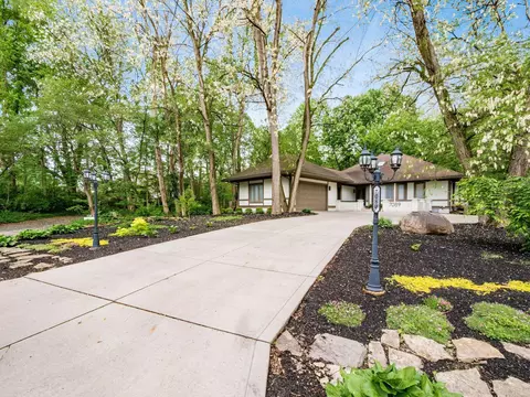 7089 Cooper Rd, Westerville, OH 43081