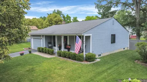 2300 Benning Dr, Powell, OH 43065