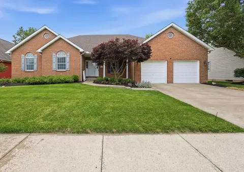 511 Palm Dr, Marysville, OH 43040