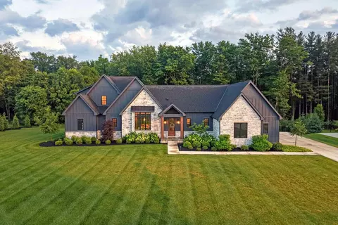 1077 Lale Pt, Delaware, OH 43015