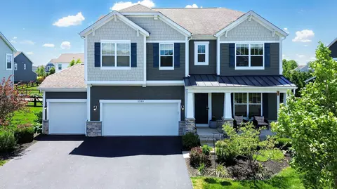 5589 Landgate Dr, Powell, OH 43065