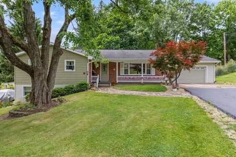 11 Old Orchard Dr, Mount Vernon, OH 43050