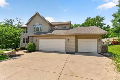 726 Alpine Cir, Heath, OH 43056