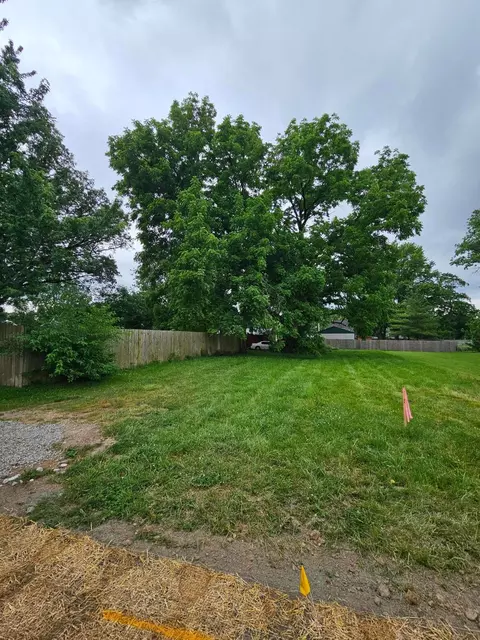 79 Wood St, London, OH 43140