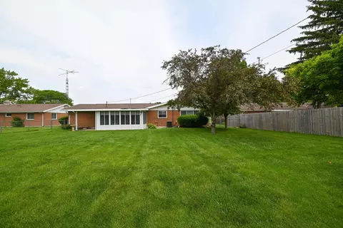 Exterior - 237 Edgefield Blvd, Marion, OH 43302 photo 8 of 11