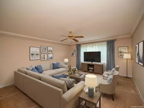 Living - 237 Edgefield Blvd, Marion, OH 43302 photo 1 of 7