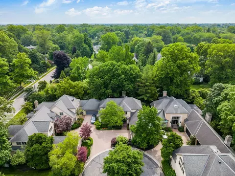 View/Area - 6 Lyonsgate Rd, Bexley, OH 43209 photo 2 of 9