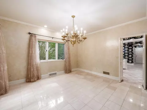Dining - 6 Lyonsgate Rd, Bexley, OH 43209 photo 1 of 4