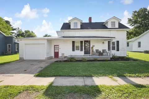 28 Elm St, Kingston, OH 45644