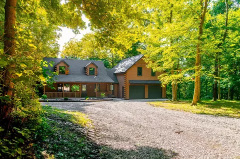 12680 Old Riley, Frazeysburg, OH 43822