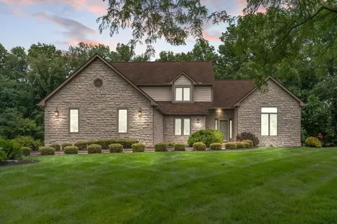5408 Blackhawk Forest Dr, Westerville, OH 43082