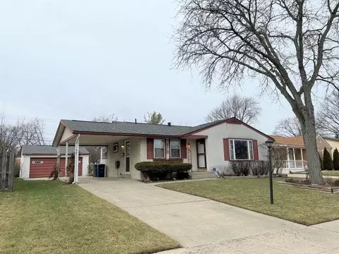6493 Dobson Sq E, Columbus, OH 43229