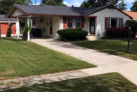 6493 Dobson Sq E, Columbus, OH 43229