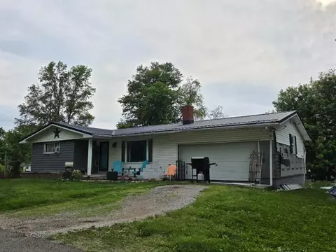 13089 Grove Rd NE, Thornville, OH 43076