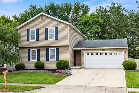 8343 Seabright Dr, Powell, OH 43065