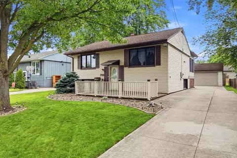 799 Vancouver Dr, Marion, OH 43302