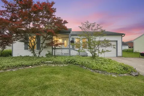 9 Carmel Ct, Ashville, OH 43103