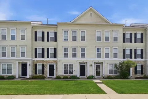 5976 New Albany Rd W #44, New Albany, OH 43054