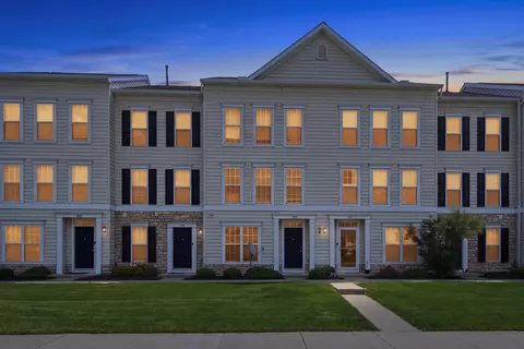 5976 New Albany Rd W #44, New Albany, OH 43054