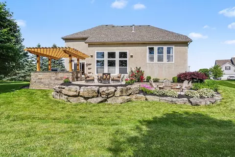 Exterior - 4179 Hickory Rock Dr, Powell, OH 43065 photo 6 of 6
