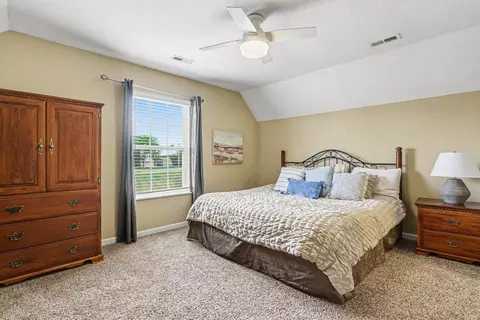 Bedroom - 4179 Hickory Rock Dr, Powell, OH 43065 photo 7 of 9