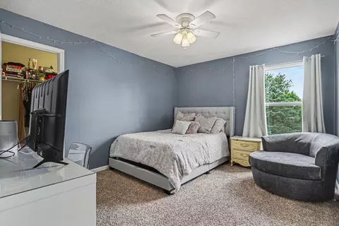 Bedroom - 4179 Hickory Rock Dr, Powell, OH 43065 photo 3 of 9