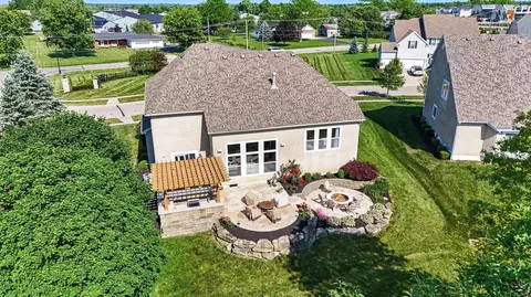 View/Area - 4179 Hickory Rock Dr, Powell, OH 43065 photo 3 of 4