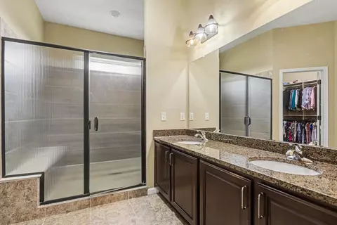 Bath - 4179 Hickory Rock Dr, Powell, OH 43065 photo 1 of 6