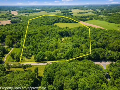 12929 Pleasant Valley Rd NE, Utica, OH 43080