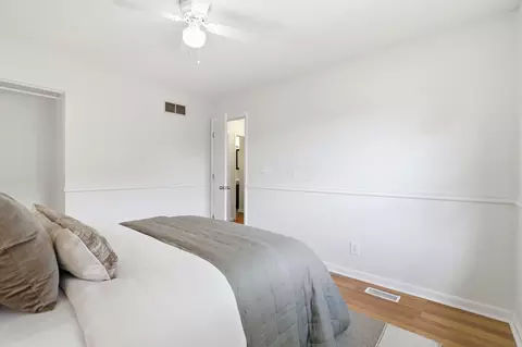 Bedroom - 2139 Camelback Dr, Columbus, OH 43228 photo 5 of 5