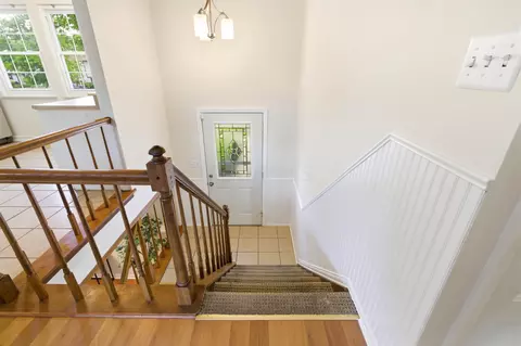 Entry Way - 2139 Camelback Dr, Columbus, OH 43228 photo 3 of 3