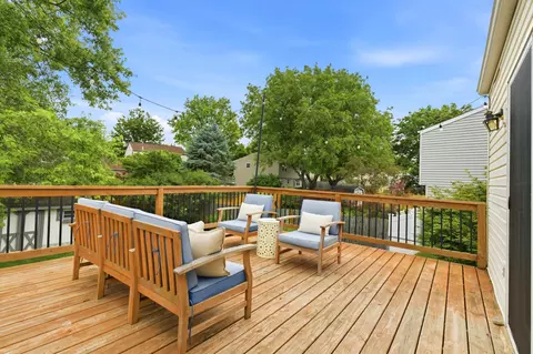 Exterior - 2139 Camelback Dr, Columbus, OH 43228 photo 3 of 10