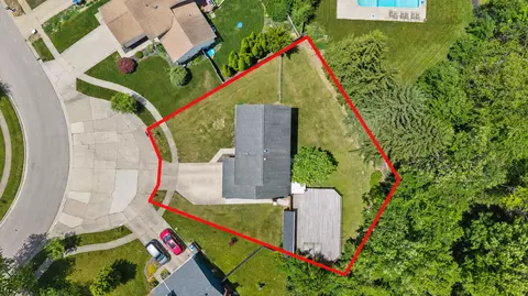 View/Area - 8766 Gallo Dr, Powell, OH 43065 photo 3 of 13