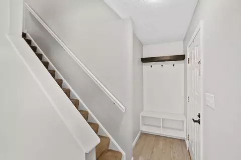 Entry Way - 8766 Gallo Dr, Powell, OH 43065 photo 2 of 5