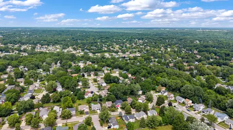 View/Area - 8766 Gallo Dr, Powell, OH 43065 photo 12 of 13