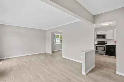 Living - 8766 Gallo Dr, Powell, OH 43065 photo 3 of 4