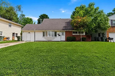 1567 Baxter Dr, Columbus, OH 43227