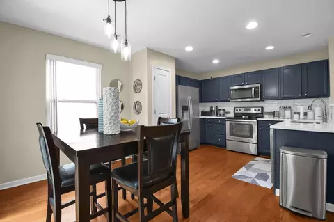 Dining - 116 Broadstone Cir E, Blacklick, OH 43004 photo 2 of 4