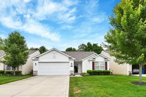 Exterior - 116 Broadstone Cir E, Blacklick, OH 43004 photo 2 of 4