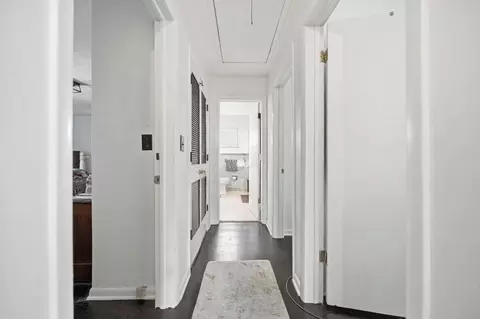 Entry Way - 1479 Devonhurst Dr, Columbus, OH 43232 photo 6 of 7