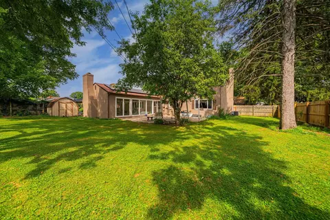 Exterior - 1479 Devonhurst Dr, Columbus, OH 43232 photo 7 of 11