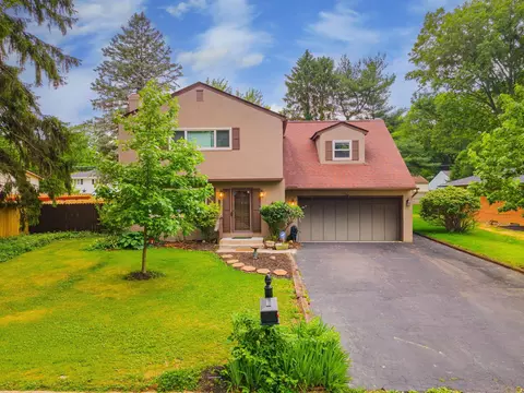 1479 Devonhurst Dr, Columbus, OH 43232
