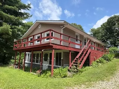 12208 Fairview Rd, Newark, OH 43055