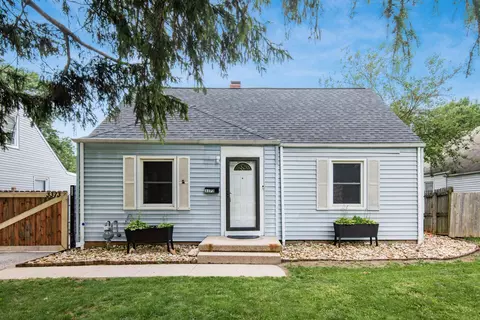 3373 Eisenhower Rd, Columbus, OH 43224