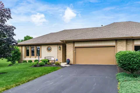 10252 Braeburn Ct, Powell, OH 43065