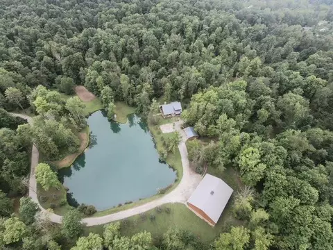 4080 Jacksontown Rd, Heath, OH 43056