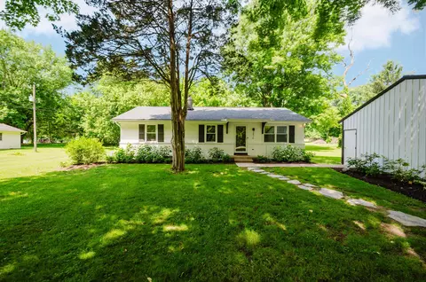 2476 Patterson Rd SW, Pataskala, OH 43062